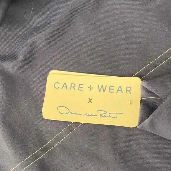 Oscar de la Renta Deep Blue Hoodie - Picture 4 of 15